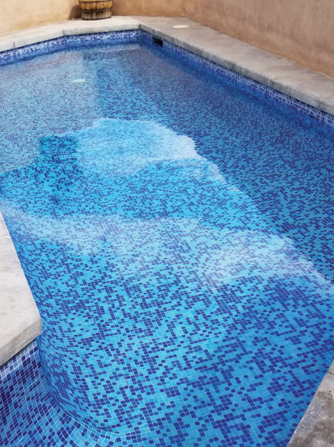 Piscina após limpeza